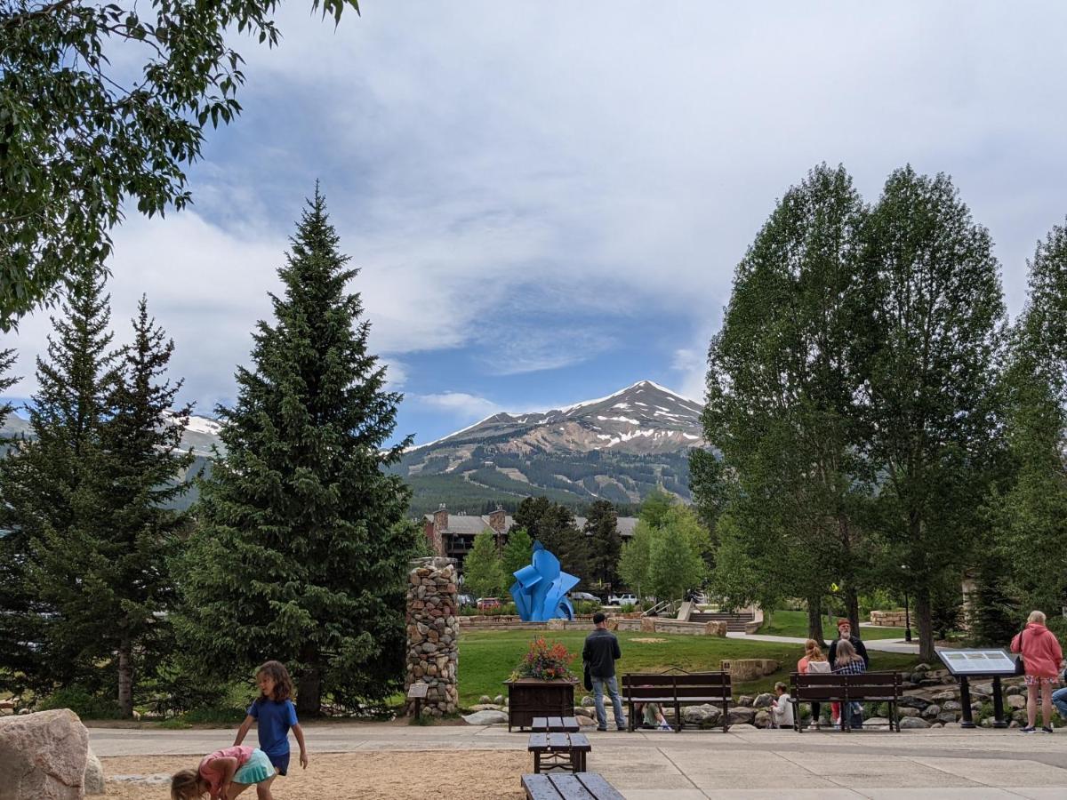 Main Street Breck, Walk Everywhere! 布雷肯里奇 外观 照片